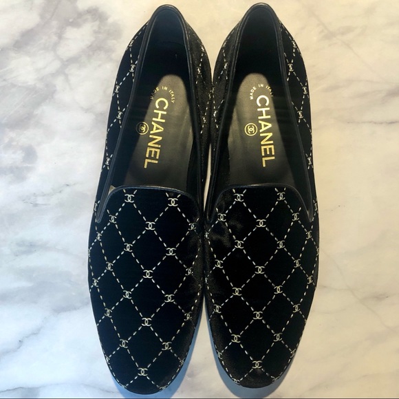 CHANEL Black Velvet Diamond Loafer / Moccasin NWOT - Picture 3 of 17